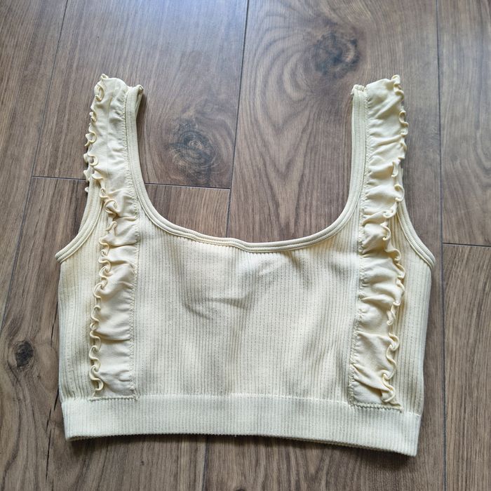 Żółty Crop top ramiączka falbanki