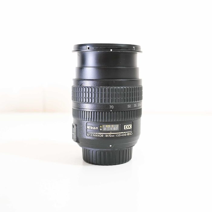 Nikon 18-70 f/3.5-4.5 AF-S DX IF ED G