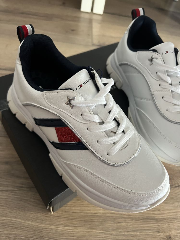 Nowe buty Sneakersy damskie Tommy Hilfiger