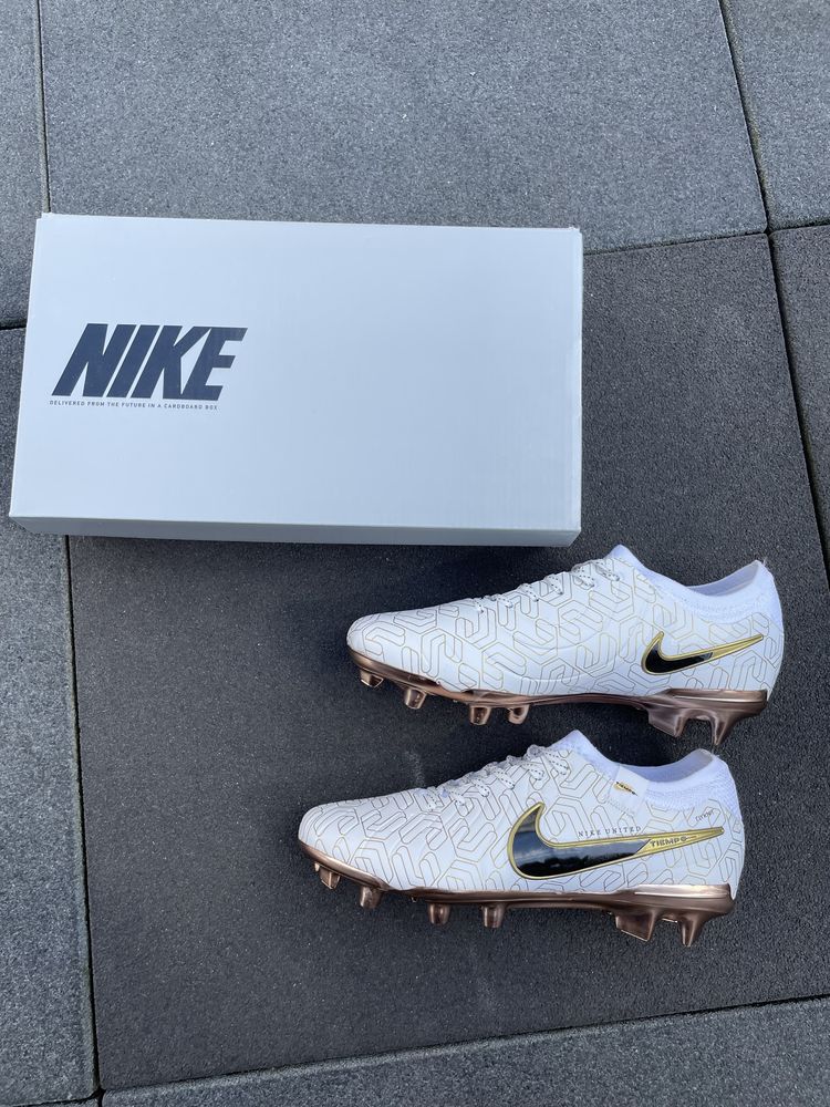 Копочки, бутси Nike Tiempo 10 United Golden Pack 39-43