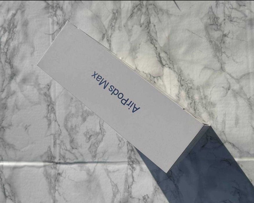 Продам Нові Навушники Apple AirPods Max Sky Blue