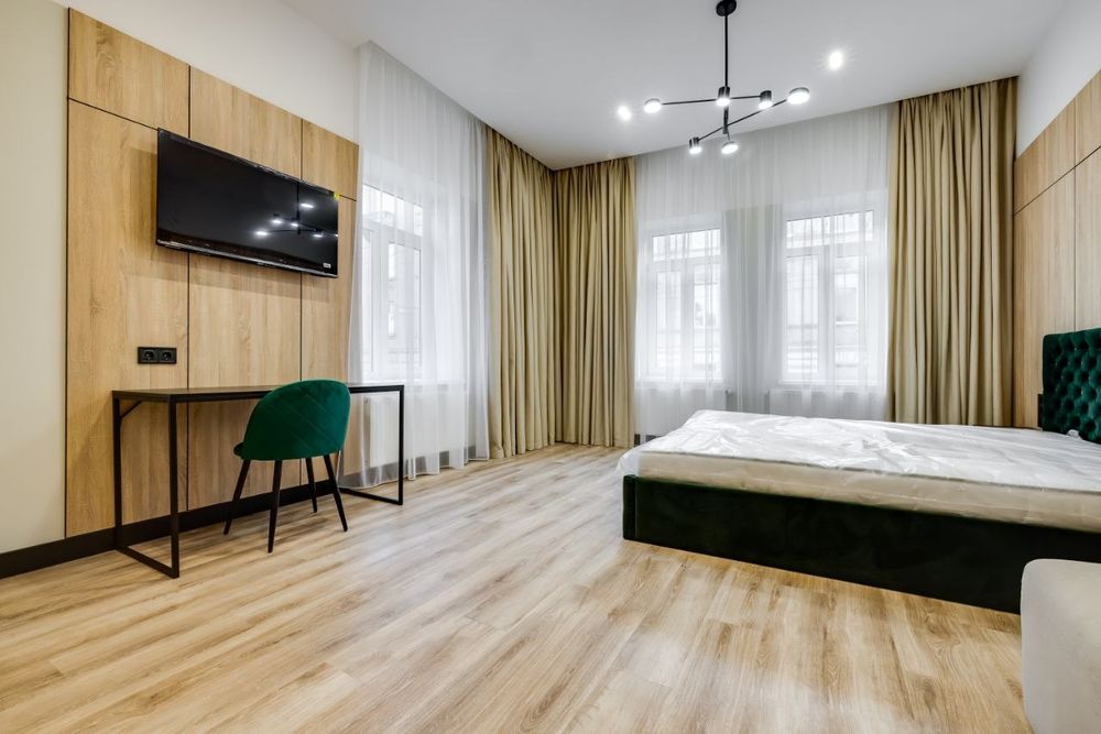 Центр міста!Продаж квартири з дизайнерським ремонтом по вул.І.Франка.