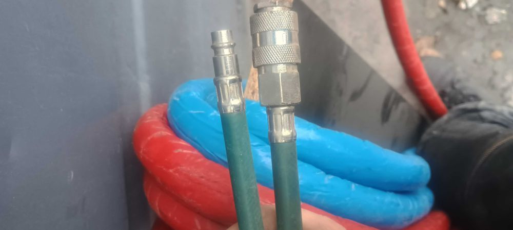 Пневмошланг воздушный компрессора.