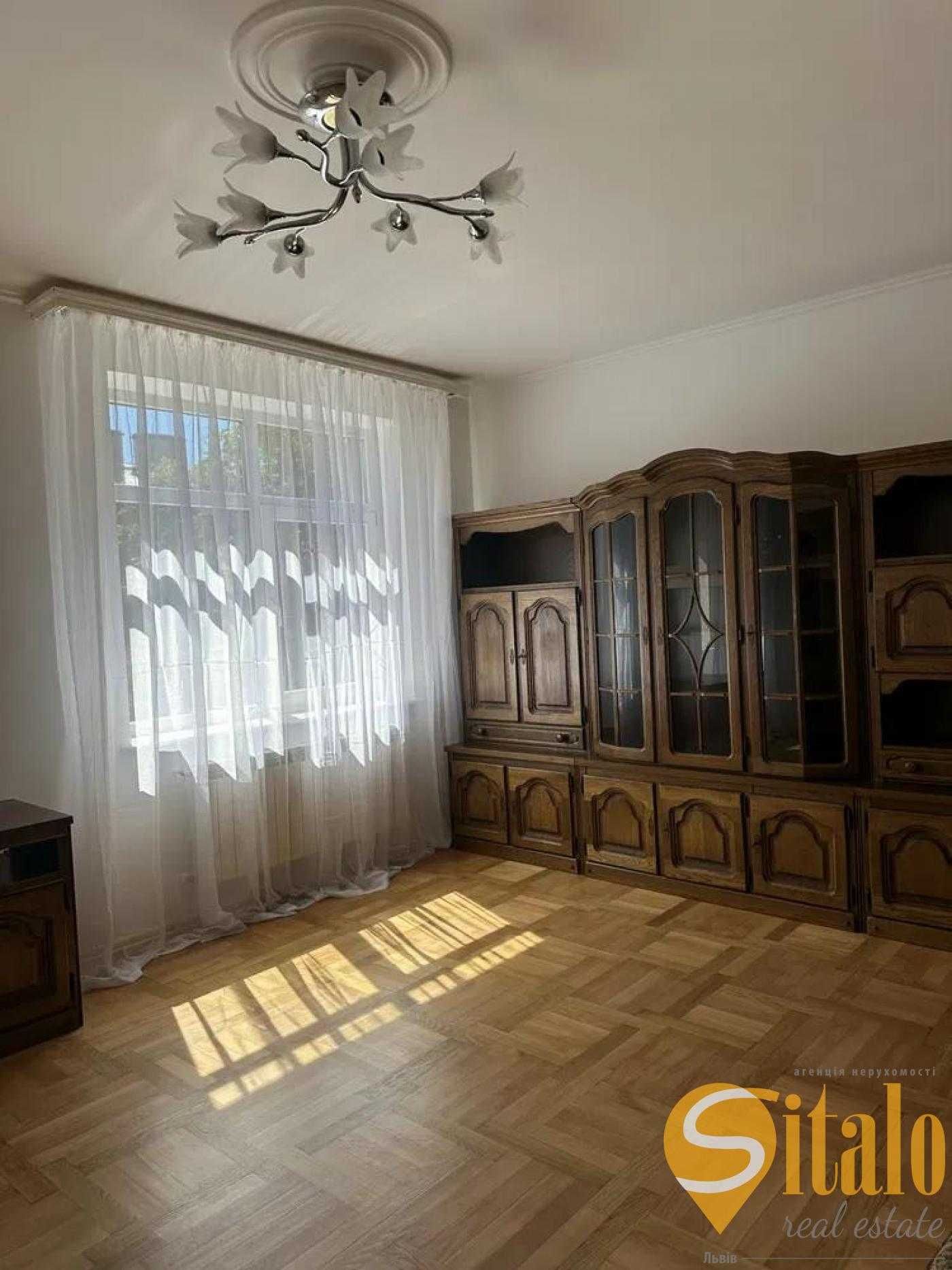 Продаж 3 кімнатної квартири, вулиця Єфремова