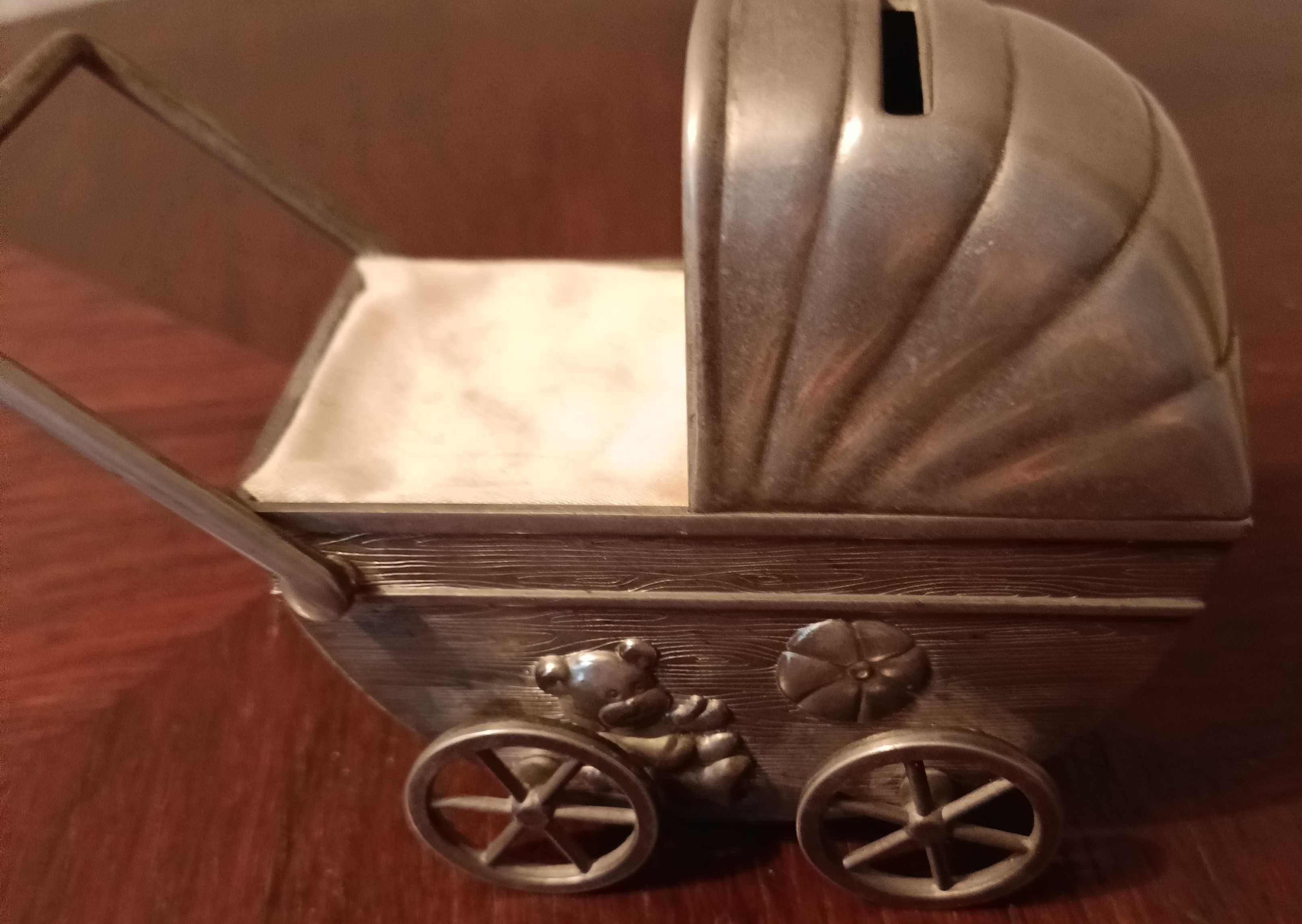 Stara skarbonka, wózek dziecięcy, Vintage, Lata 70.