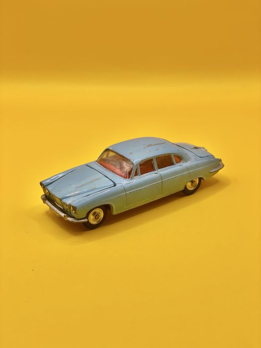 Jaguar Mark X Saloon Corgi Toys