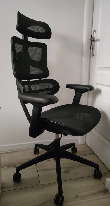 Fotel biurowy unique ergotech black