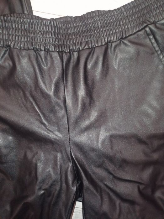 Стильні шкіряні  штани
