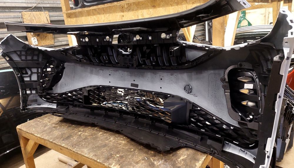 Бампер передній Volkswagen ID4.ctx. 21-24.