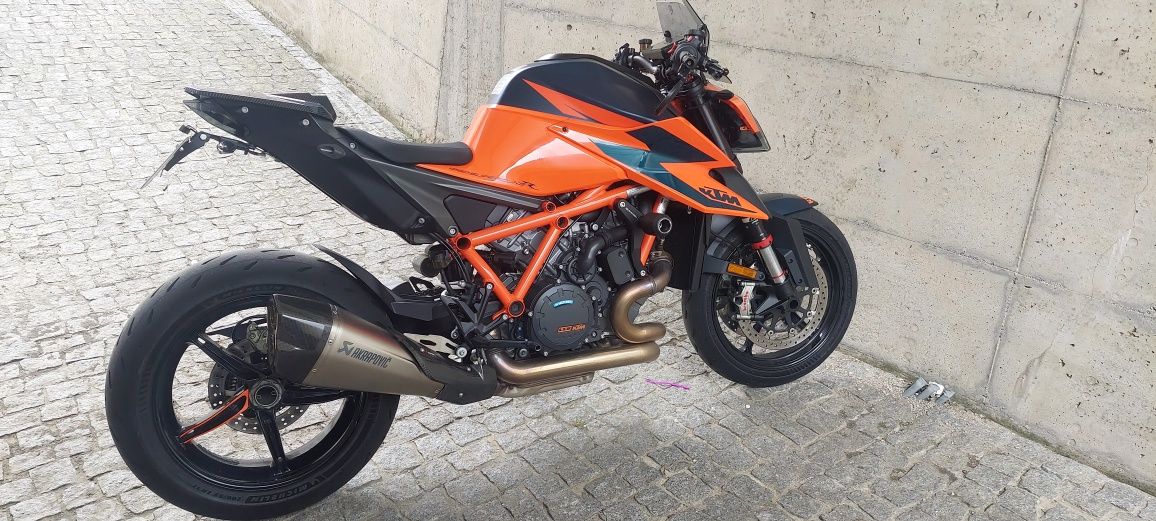Ktm 1290 super duke r
