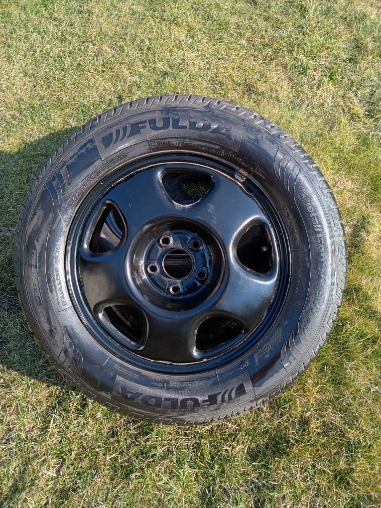 Opony Fulda zima 225/65/17 plus koła stalowe Honda CRV