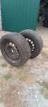 Продам зимові колеса на дисках два штуки 205/60 r15 розболтовка 5х100