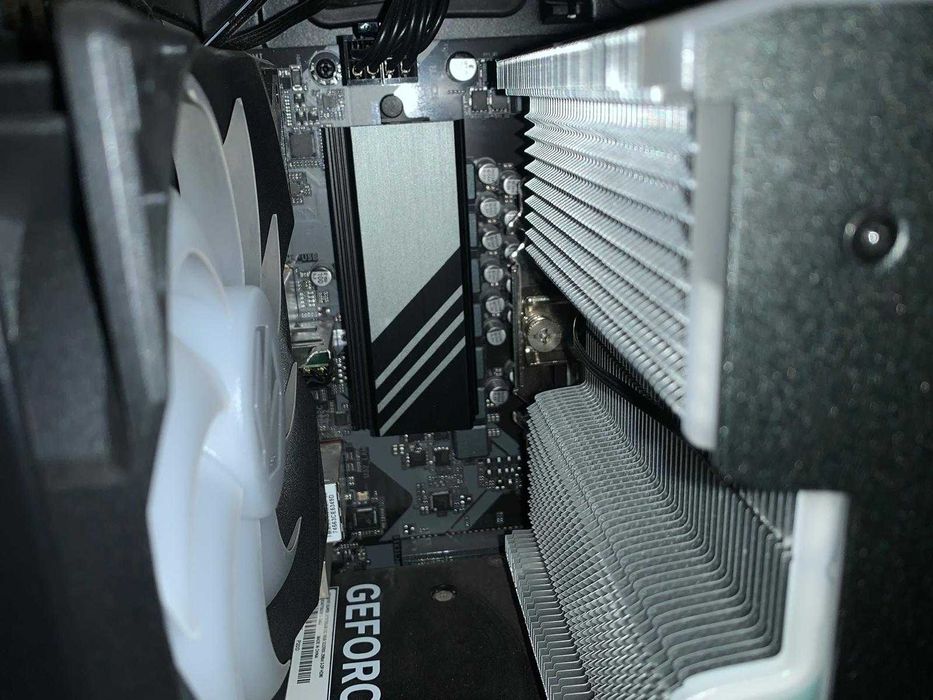 Komputer Ryzen 7800X3D | RTX 4070 Ti Super 16GB | 32GB DDR5 | 1 TB SSD