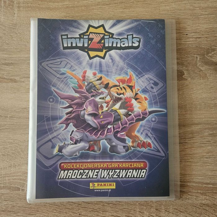 Invizimals Mroczne Wyzwania - Album z kartami (ponad 100 kart)