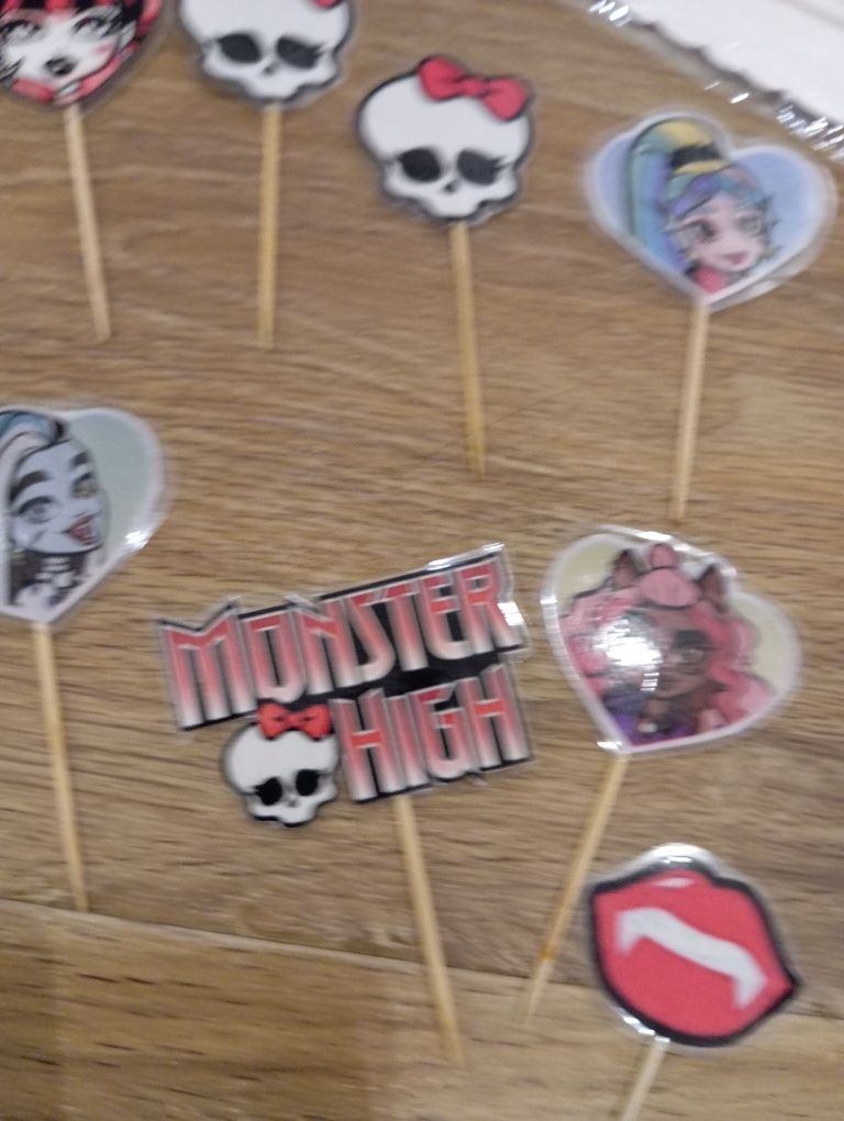 Toppery ozdoby urodzinowe Monster High Draculaura