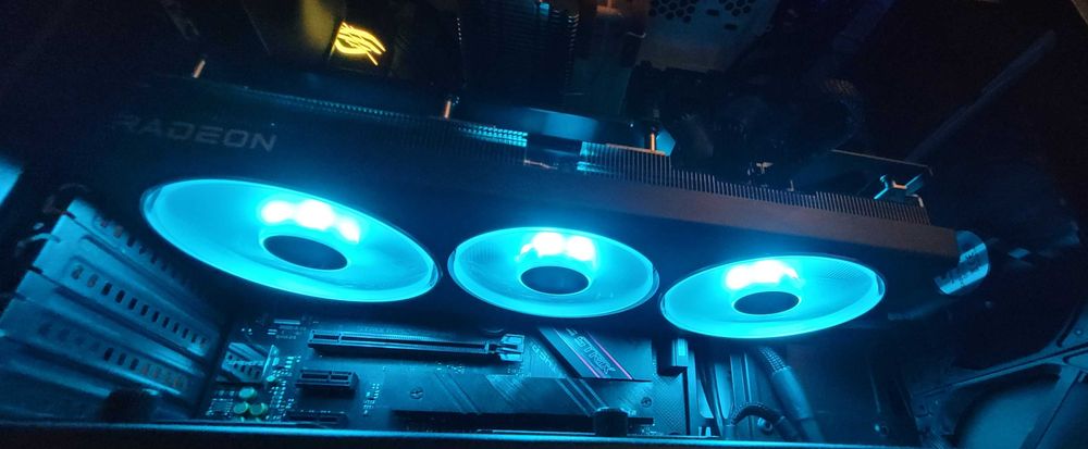 Karta graficzna PowerColor Radeon RX 7800 XT Hellhound 16GB Gwarancja