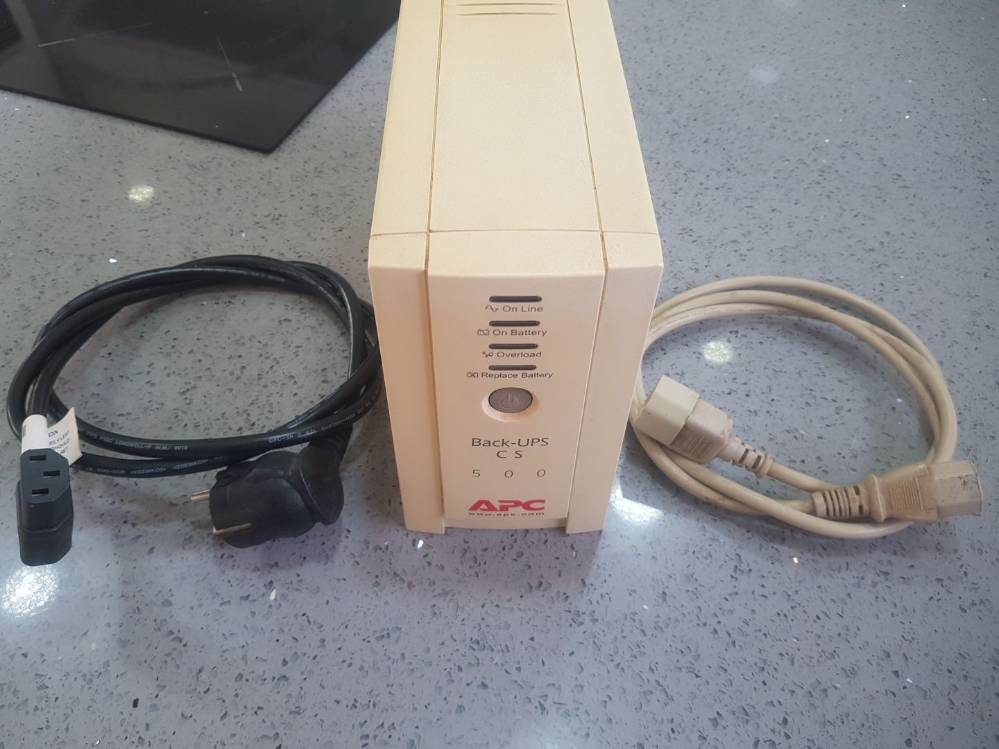 Vendo UPS marca APC 500.