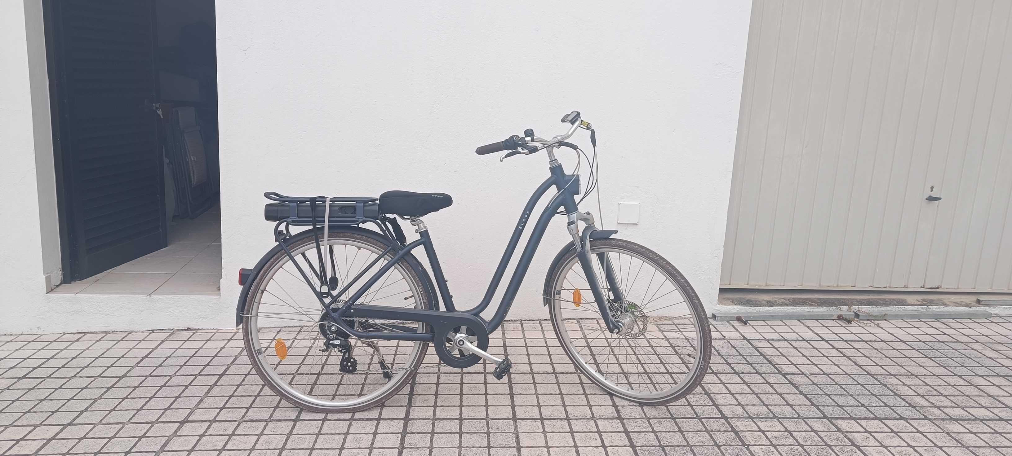 Bicicleta eléctrica elops 900