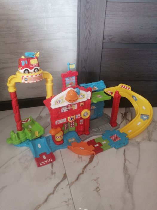 Remiza strażacka VTech