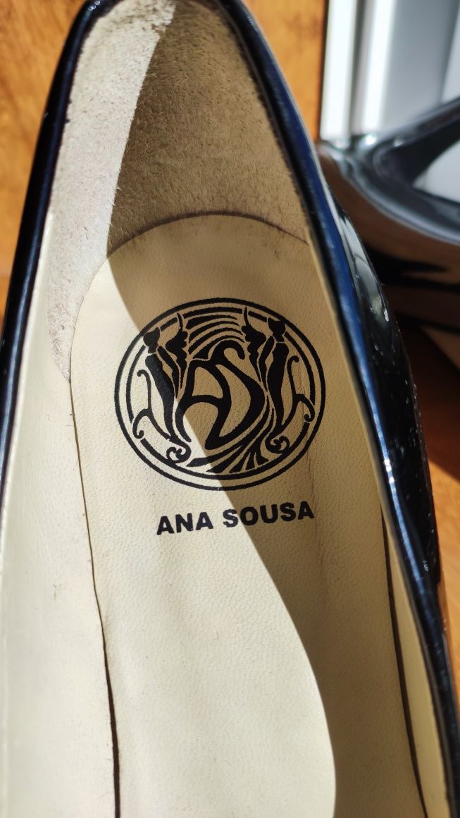 Ana Sousa ( sapatos Novos)
