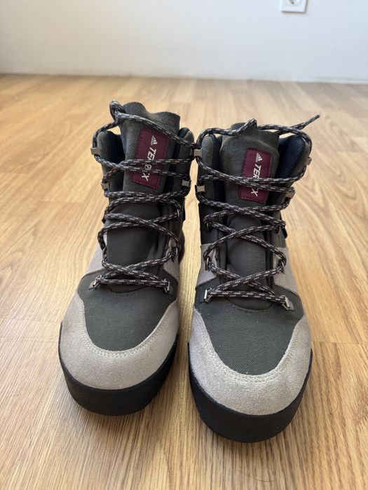 Ботинки для хайкинга Adidas Terrex Snowpitch