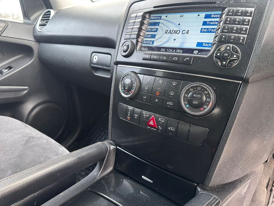 Mercedes-Benz ml 164