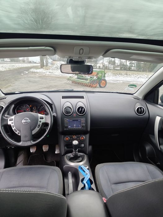 Nissan Qashqai 2.0 bezyna  2010 r.4x4.