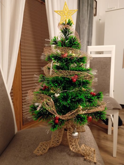 Choinka mała świąteczna