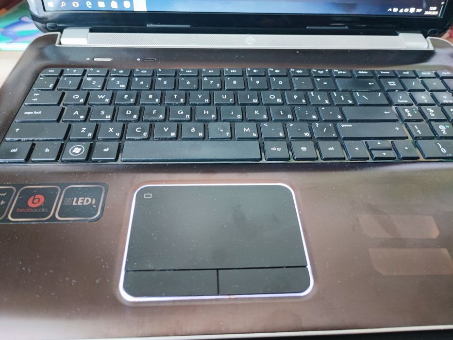 Hewlett Packard HP DV7, Amd A8, SSD 256GB, Ram 8Gb.