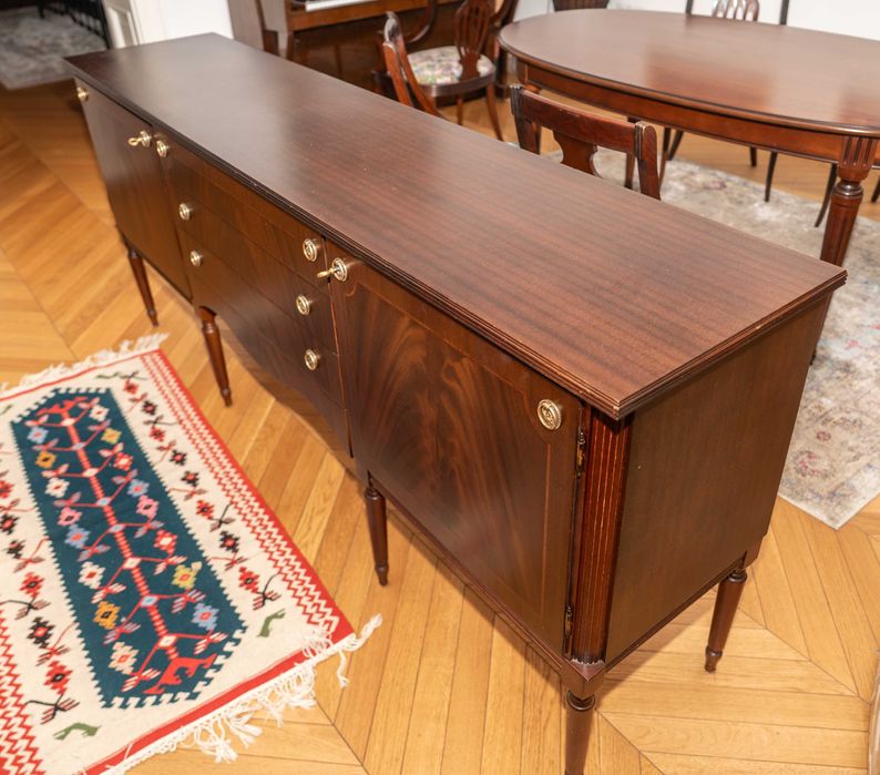 Drewniana komoda w stylu angielskim z lat 60-tych