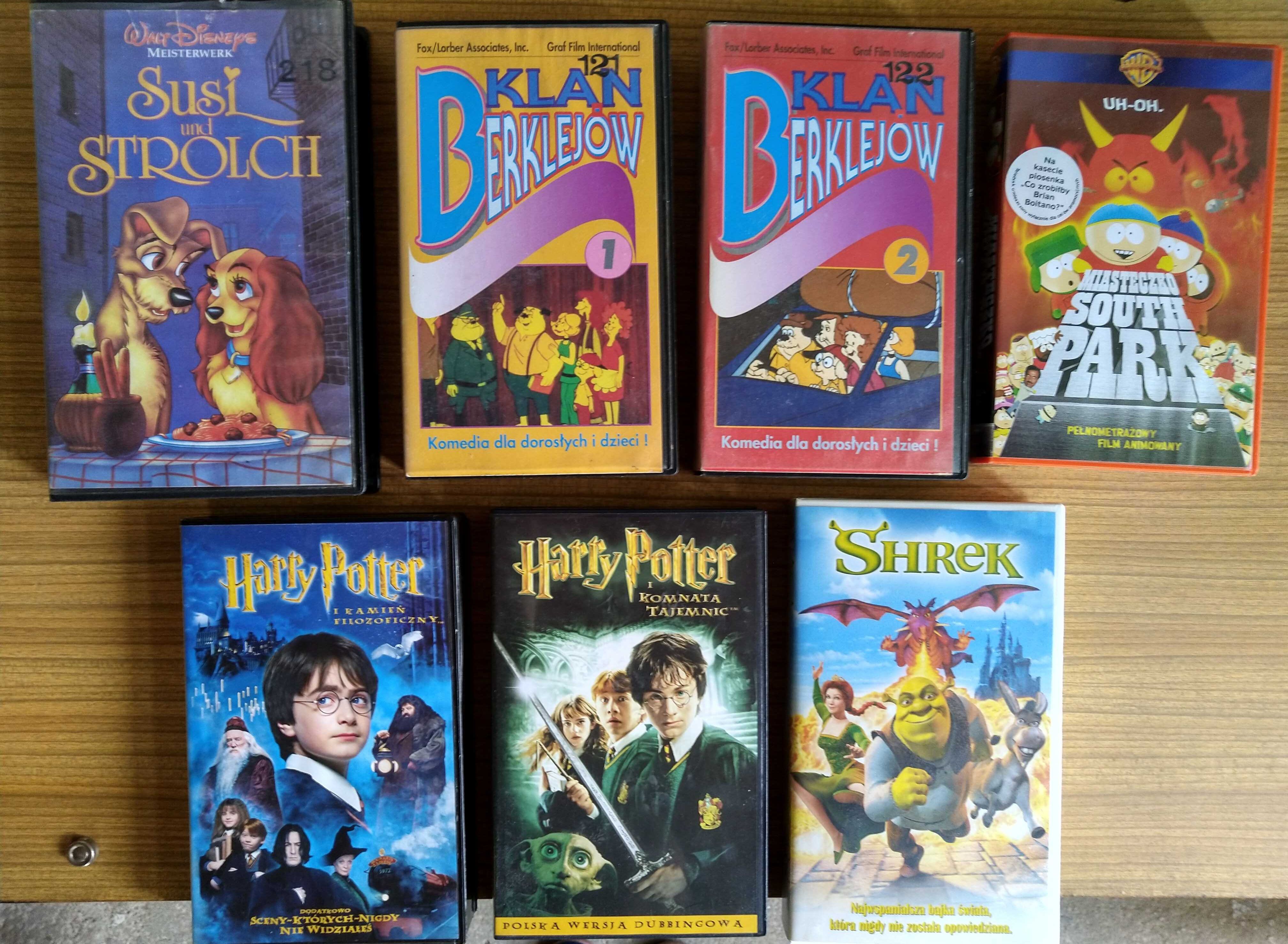 Kasety VHS z popularnymi filmami