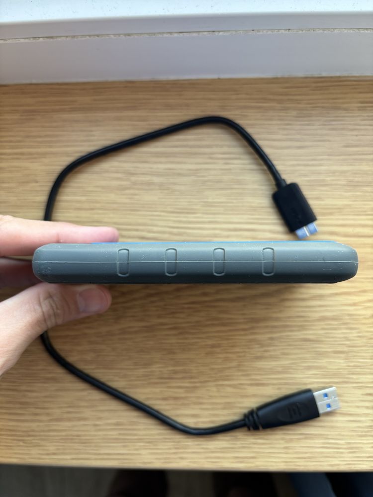 Зовнішній жорсткий диск 2.5" 1TB Transcend (TS1TSJ25H3B)
