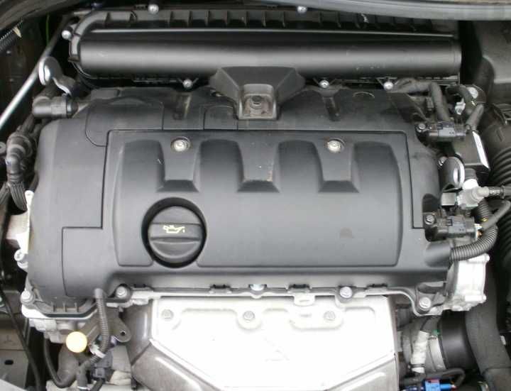 Silnik kompletny 5FW 1,6 VTI 16V peugeot 207 . 308 . 3008 . 5008