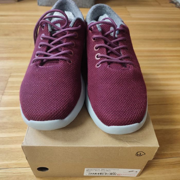 Dwie pary Obuwie męskie 43 Giesswein