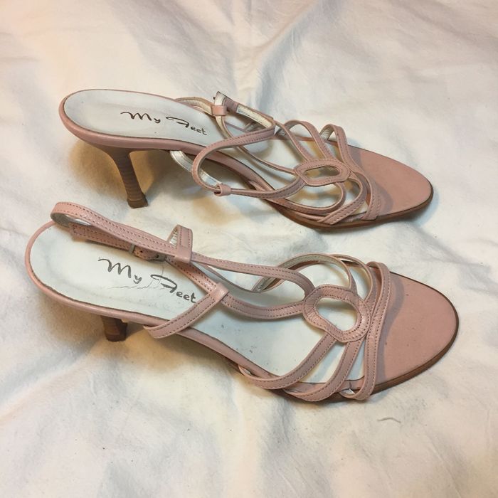 Sapatos de salto alto