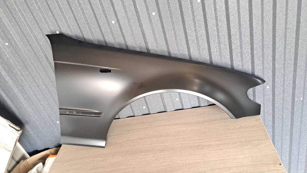 Крило BMW 3 E46 2001-2005 крыло БМВ 3 Е46