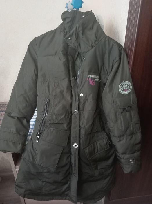 Продам жіночу парку