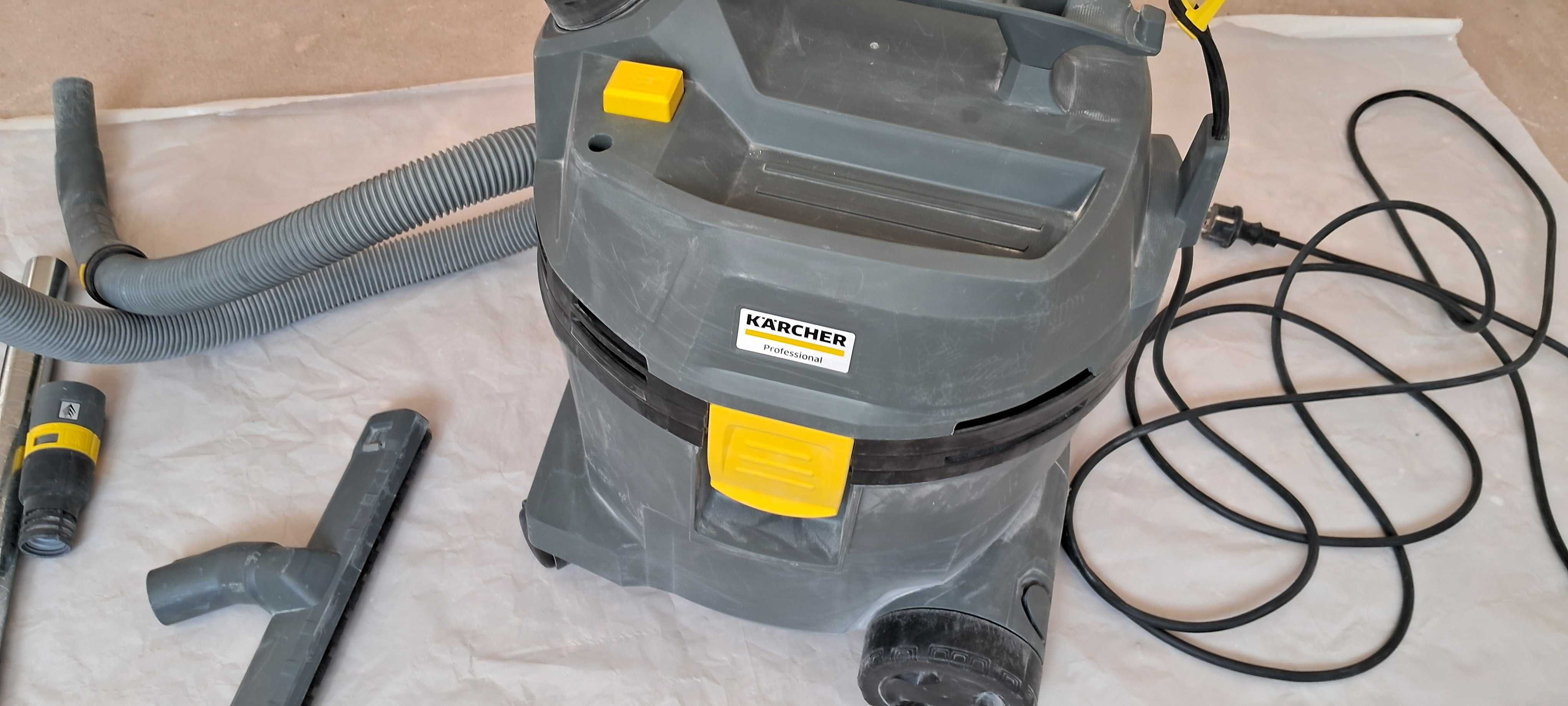 Пилосос Karcher NT22 1Ap Te L