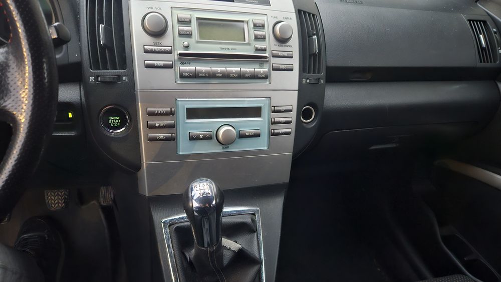 Разборка, шрот Toyota Corolla Verso E120 00-10 2.2 d-cat 2.0 d4d Версо