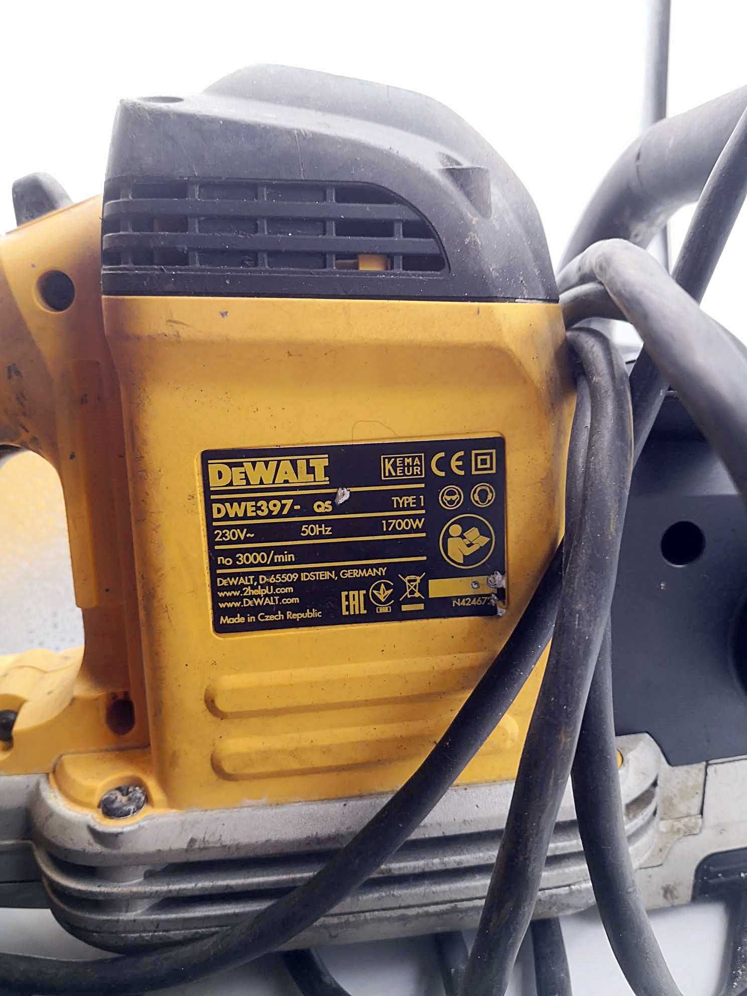 Piła Szablasta DEWALT DWE397