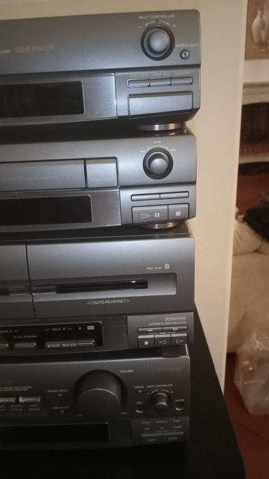 Aparelhagem Som, com móvel, marca Sony RDS EON, Modelo MHC-EX100AV.
