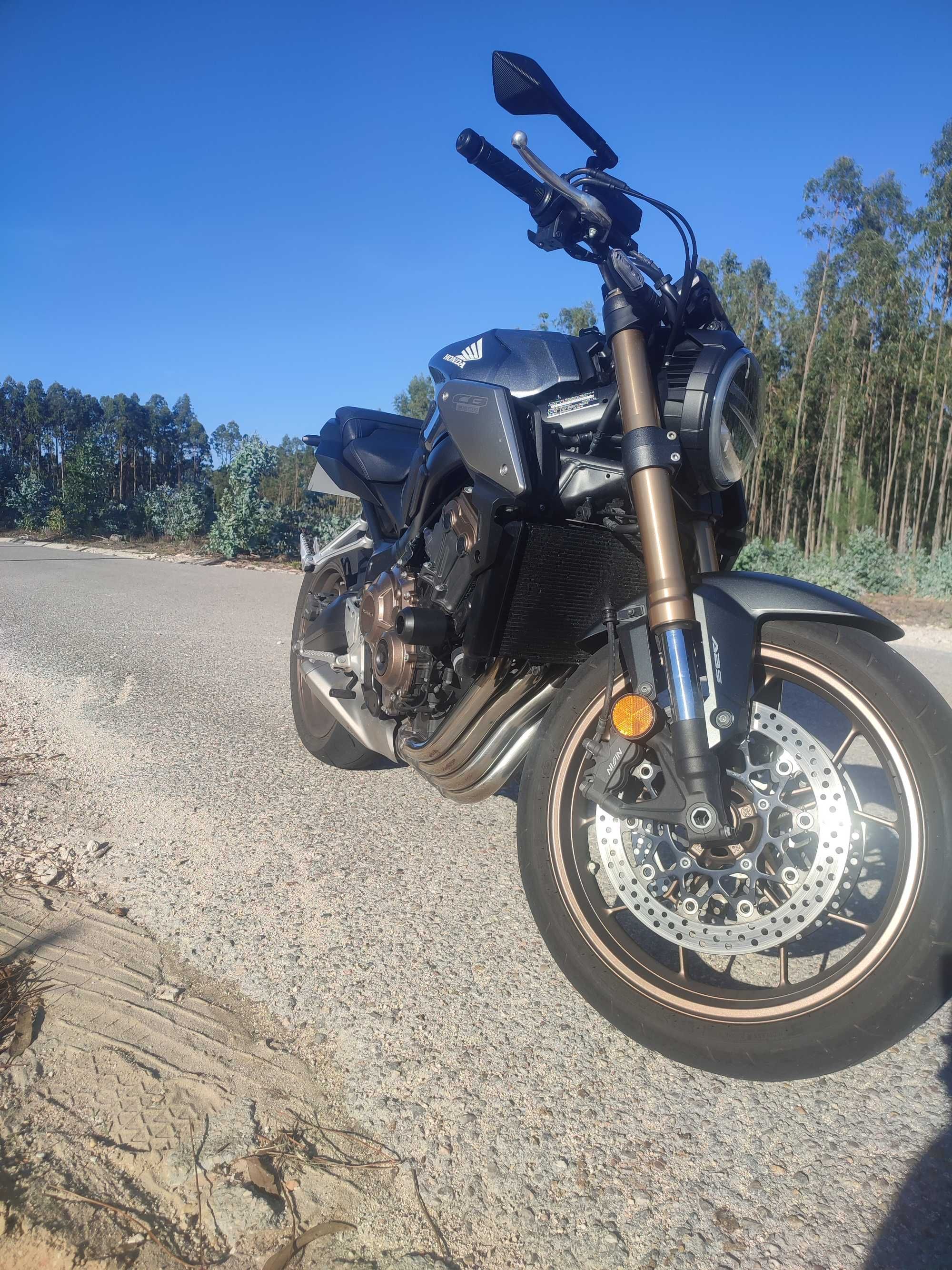 Honda cb650r 2022