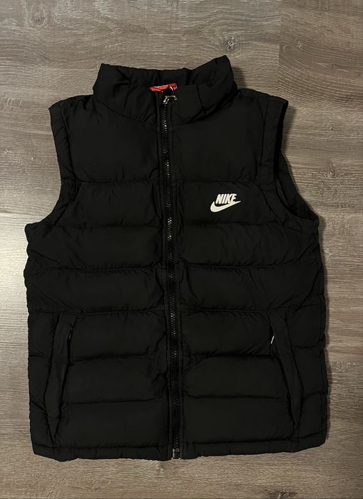 Жілетка nike, стан ідеал