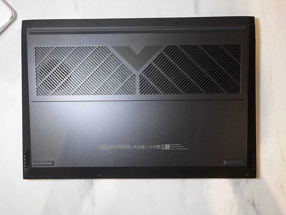Laptop gamingowy HP Victus 16 Ryzen 5/16GB/512 RTX3050Ti stan idealny