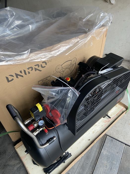 Компресор Dnipro-m AC-100VG