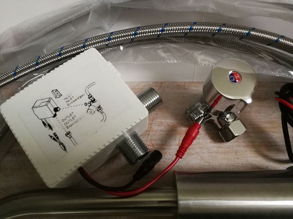 Bezdotykowa bateria  inteligentna detekcja PODCZERWIENI DO ŁAZIENKI TO