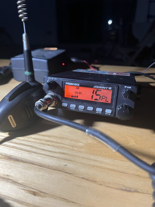 Продам радіостанції,рацію.