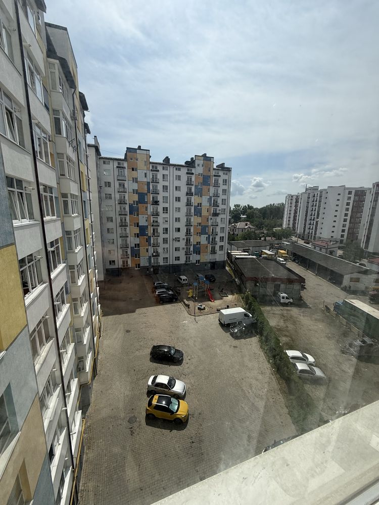 Здається в оренду простора 2-кімнатна квартира на вул. Довженка