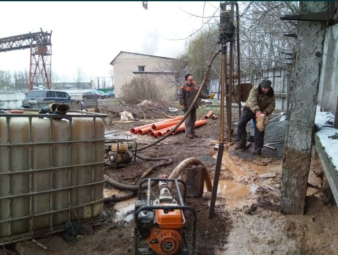 Бурение скважины под воду. Прокол под дорогой