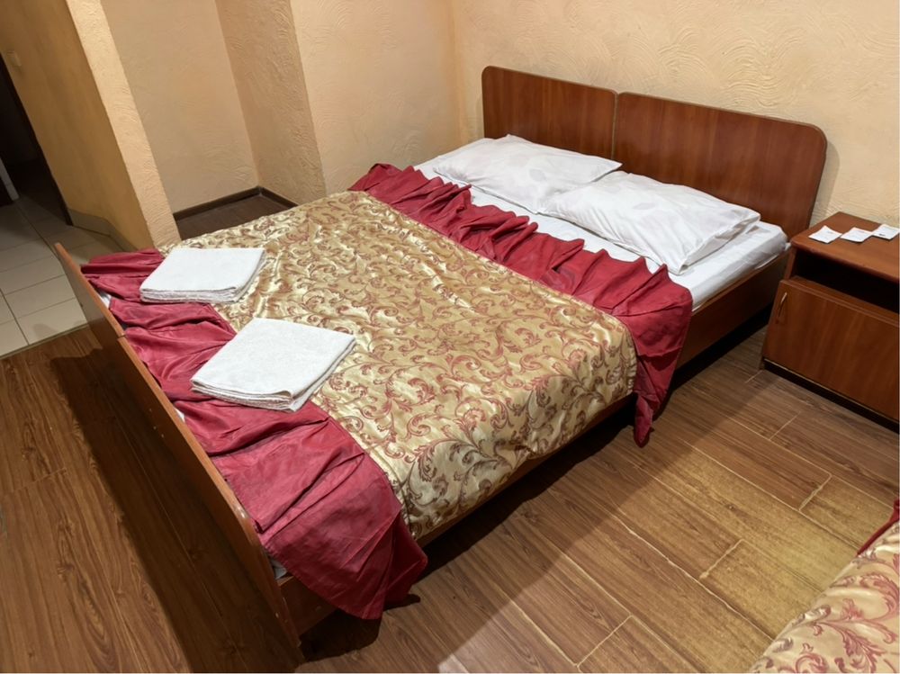 Ліжко з матрасом